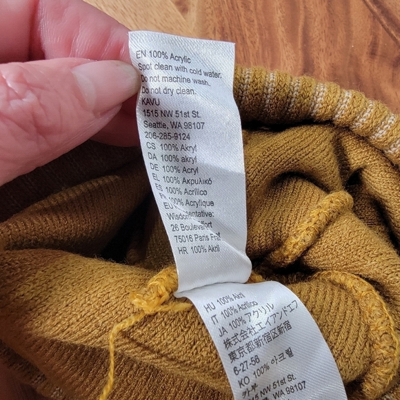 KAVU Herschel Beanie Oh Deere Brown and White Pom Size OSFM - Picture 14 of 15